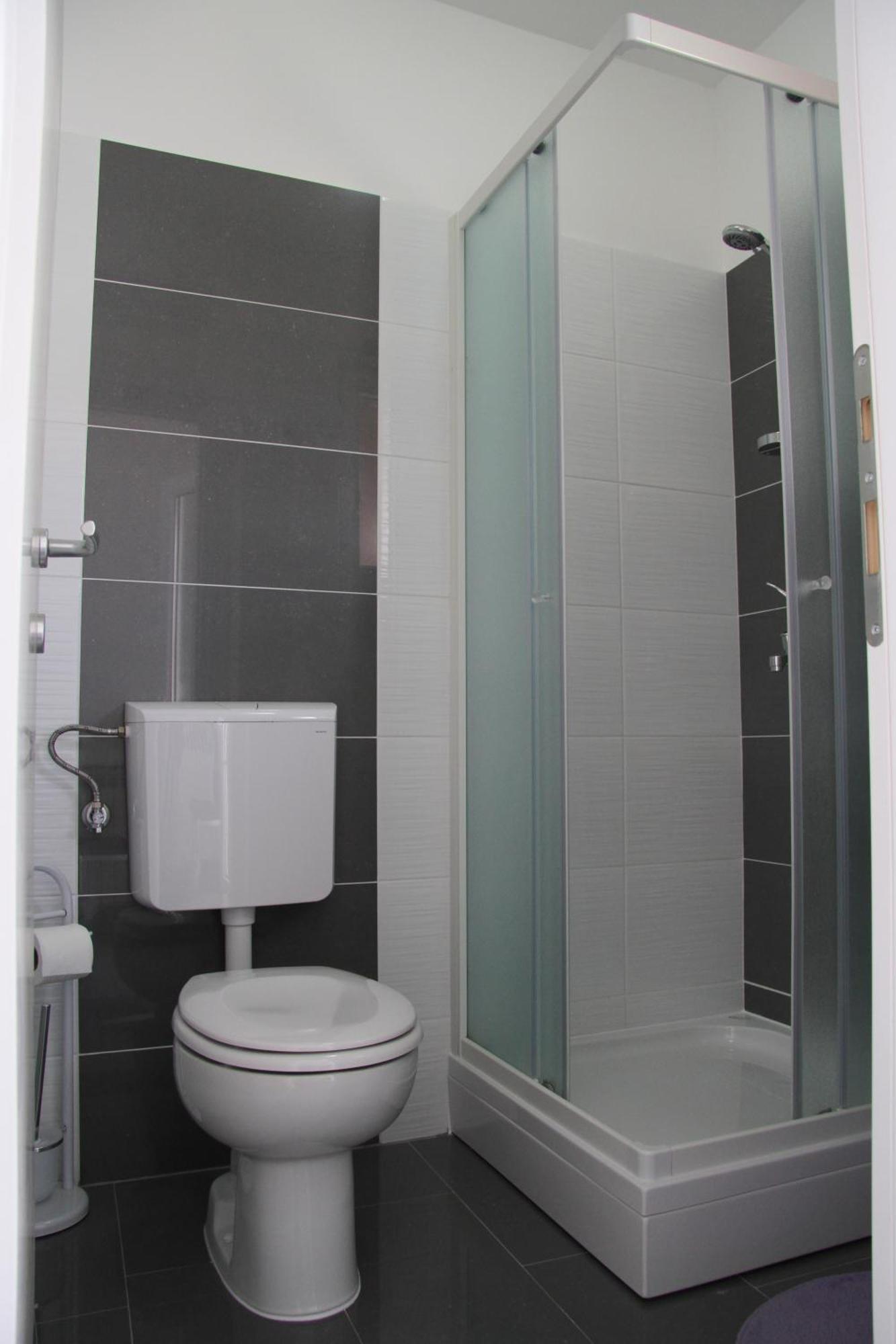 Apartment Paula With Private Jacuzzi And Parking- Near The Beach Zadar Extérieur photo