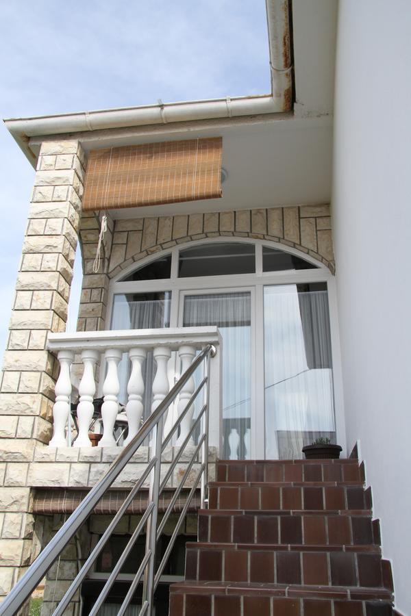 Apartment Paula With Private Jacuzzi And Parking- Near The Beach Zadar Extérieur photo
