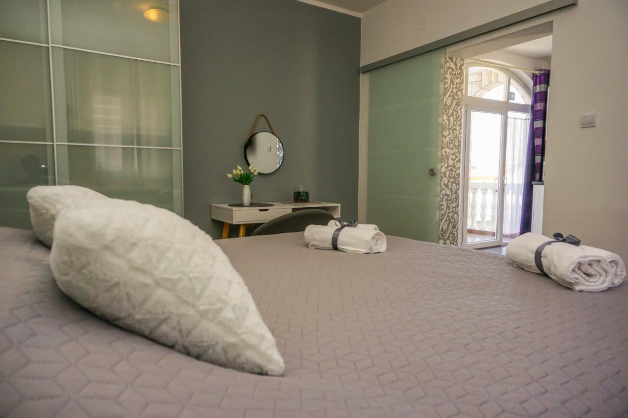 Apartment Paula With Private Jacuzzi And Parking- Near The Beach Zadar Extérieur photo